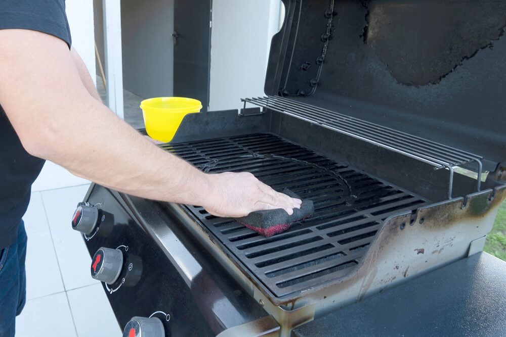 deep cleaning of oven & bbq by DubaiBestClean