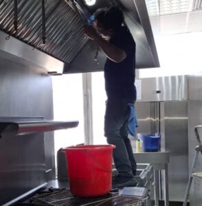 RESTAURANT DEEP CLEANING